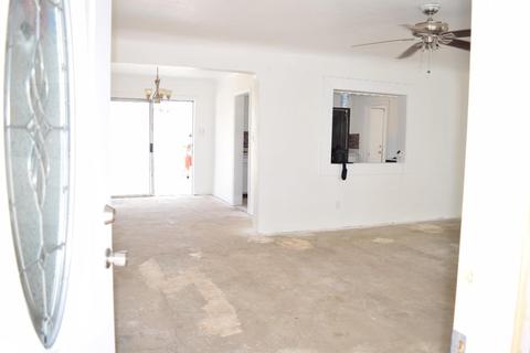 1224 Harris Ave, Modesto, CA 95351 photo 2