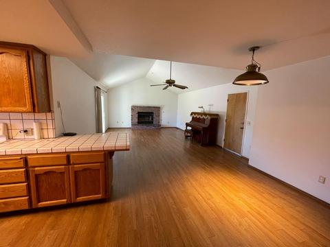 840 Hedstrom Rd, Turlock, CA 95382 photo 2
