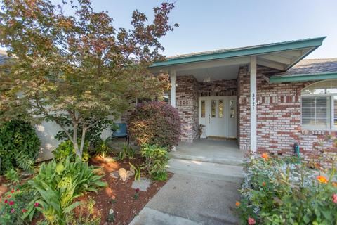3721 Springcreek Dr, Modesto, CA 95355 photo 4
