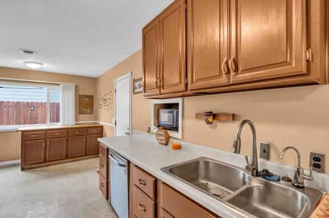 4383 Ardmore Ave, Olivehurst, CA 95961 photo 5