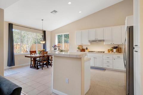 1208 Campanilla Ct, Davis, CA 95618 photo 12