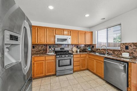 4621 Myrtle Dr, Dublin, CA 94568 photo 13