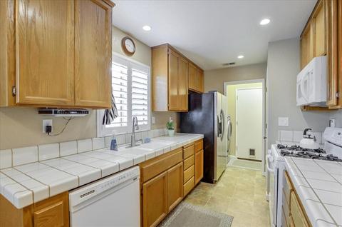 7909 Eagle Peak Way, Antelope, CA 95843 photo 14