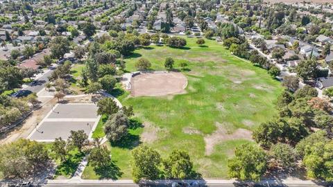 2604 Oaklawn Dr, Modesto, CA 95355 photo 50