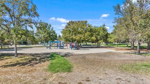 2604 Oaklawn Dr, Modesto, CA 95355 photo 45