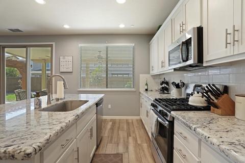2528 Rolling Brook Way, Modesto, CA 95355 photo 8