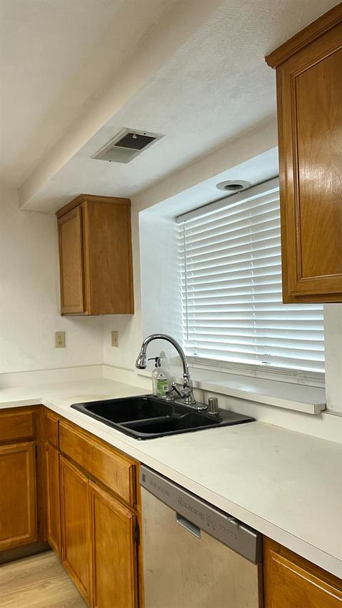 1601 January Dr, Modesto, CA 95358 photo 5