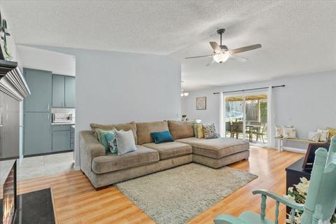 9204 Pershing Ave, Orangevale, CA 95662 photo 5