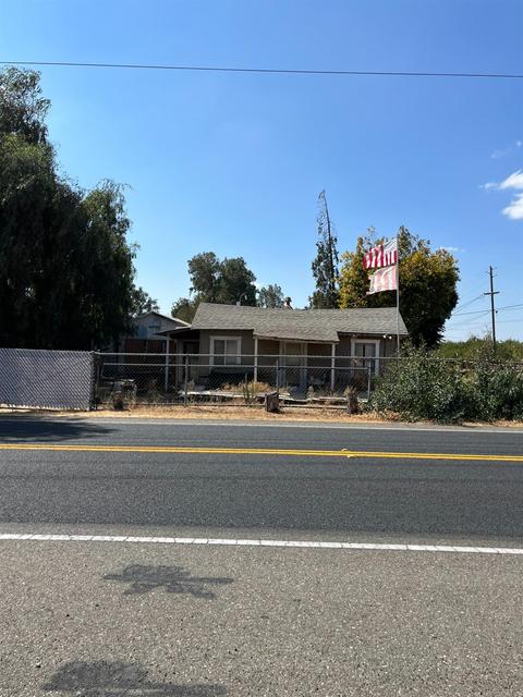 5755 Tully Rd, Modesto, CA 95356 photo 4