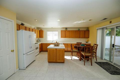 851 Ruess Rd, Ripon, CA 95366 photo 17