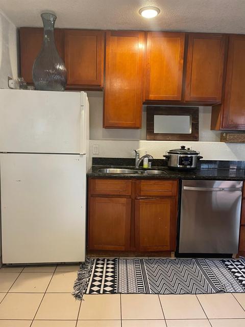 1706 Bronson Ave, Modesto, CA 95350 photo 10