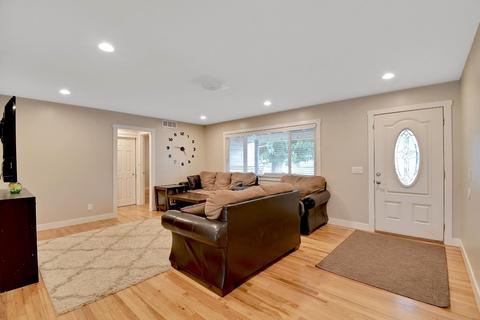 1889 17th St, Olivehurst, CA 95961 photo 6