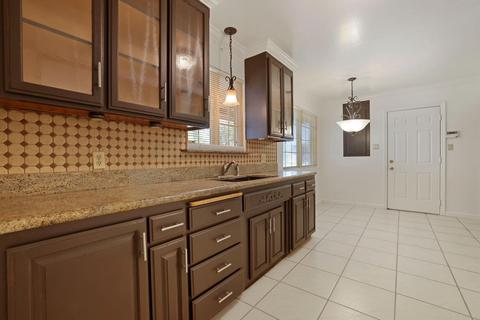 801 Rose Ave, Modesto, CA 95355 photo 7