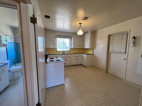 225 N Powers Ave, Manteca, CA 95336 photo 8