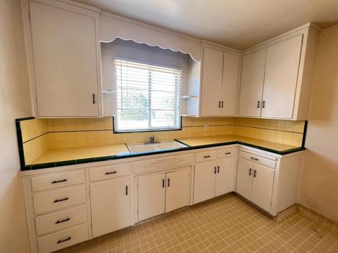 225 N Powers Ave, Manteca, CA 95336 photo 10