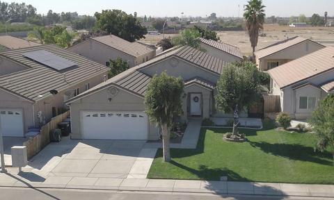 4916 Kim Dr, Keyes, CA 95328 photo 1