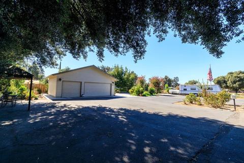 2212 Live Oak Ct, Modesto, CA 95351 photo 4