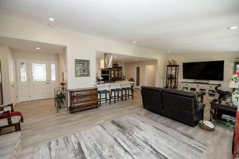 2212 Live Oak Ct, Modesto, CA 95351 photo 16