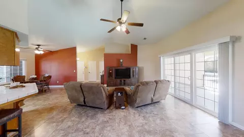 905 Ranleigh Way, Modesto, CA 95358 photo 16