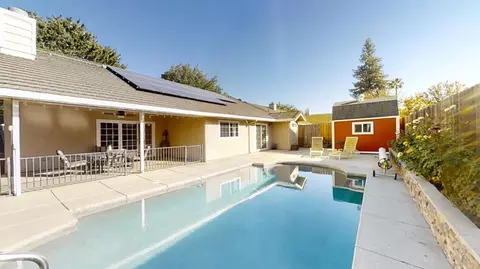 905 Ranleigh Way, Modesto, CA 95358 photo 2