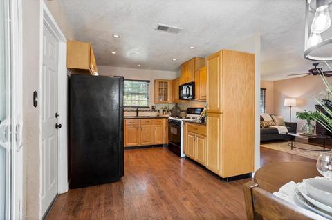 1525 Sheldon Dr, Modesto, CA 95350 photo 14