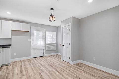 323 Laurel Ave, Modesto, CA 95351 photo 4