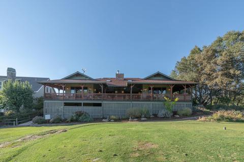 253 Pointe Dr, Angels Camp, CA 95222 photo 2