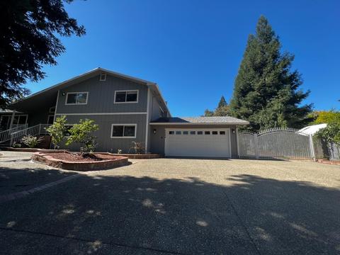 7064 Pine View Dr, Folsom, CA 95630 photo 2