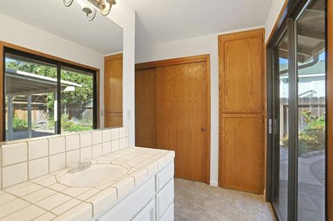 723 Jordanolo Dr, Ripon, CA 95366 photo 28