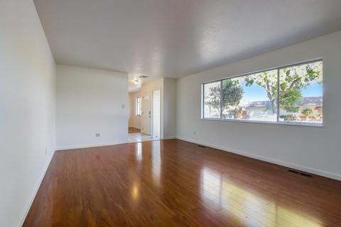 1002 Laurel Ave, Modesto, CA 95351 photo 13