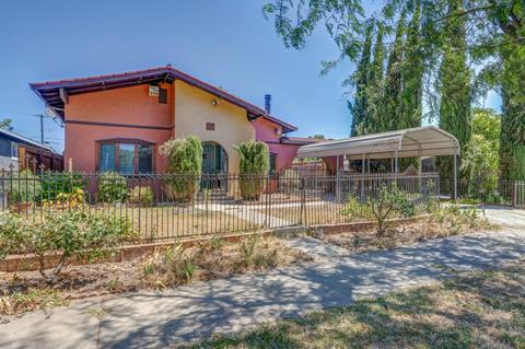 1053 W 10th St, Merced, CA 95341 photo 3