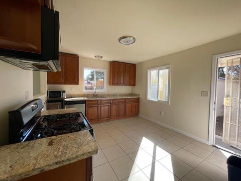 1646 E Poplar St, Stockton, CA 95205 photo 3
