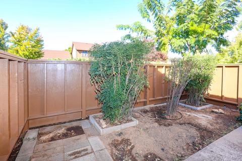 1920 Bur Oak Dr, Modesto, CA 95354 photo 3