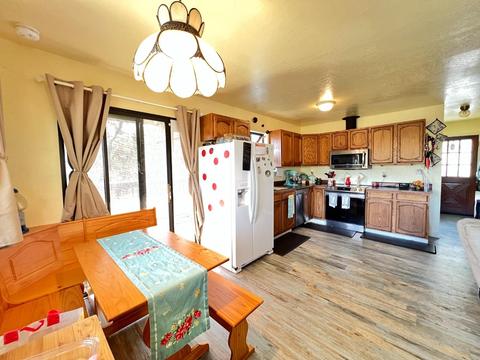 4557 Tomahawk Trl, Copperopolis, CA 95228 photo 2