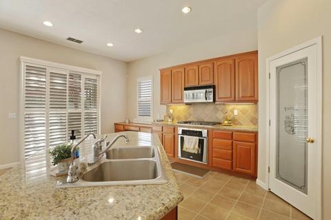 650 Bodeson Ct, Ripon, CA 95366 photo 3