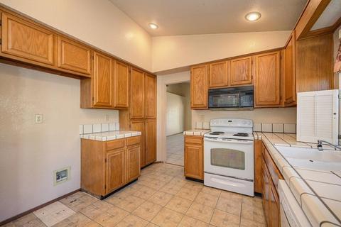 329 Macon Ct, Modesto, CA 95357 photo 9