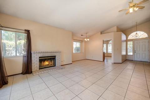 329 Macon Ct, Modesto, CA 95357 photo 4
