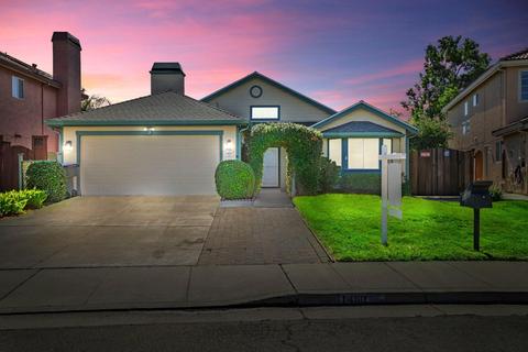 1480 Renown Dr, Tracy, CA 95376 photo 2
