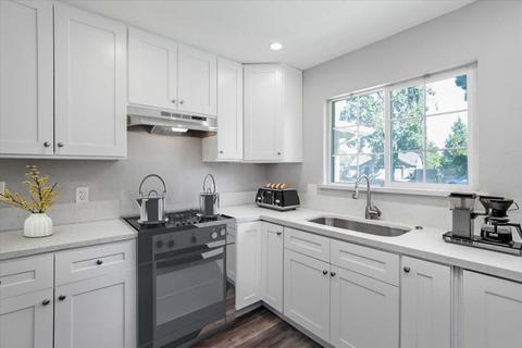 2404 Ada St, Modesto, CA 95354 photo 3