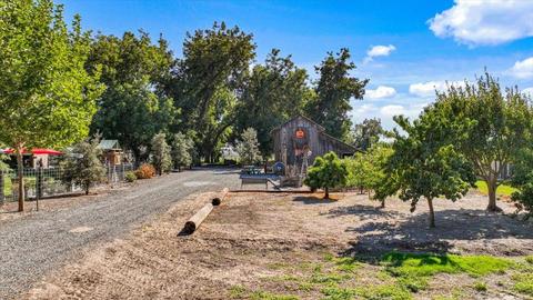 312 E Clausen Rd, Turlock, CA 95380 photo 63