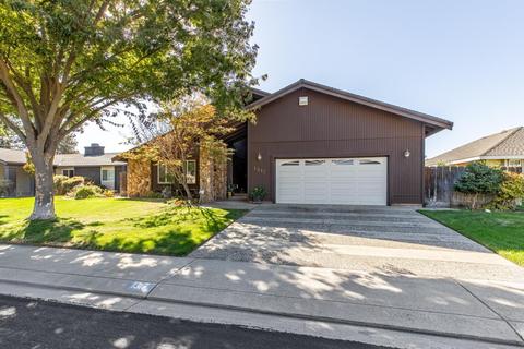 1317 N Pointe Pl, Modesto, CA 95355 photo 3