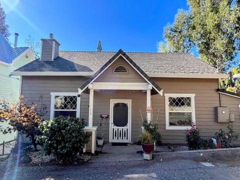 122 Murphy St, Grass Valley, CA 95945 photo 1