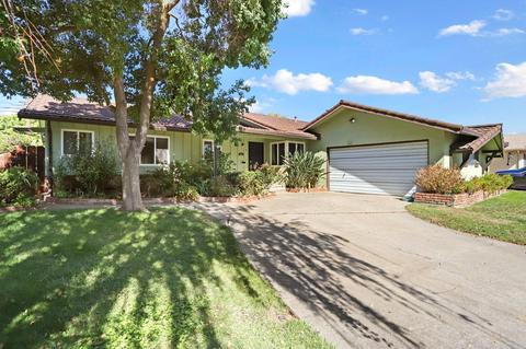 303 E Yorkshire Dr, Stockton, CA 95207 photo 1