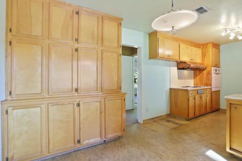303 E Yorkshire Dr, Stockton, CA 95207 photo 13