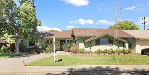 303 E Yorkshire Dr, Stockton, CA 95207 photo 2