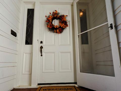 1027 Sierra St, Turlock, CA 95380 photo 2