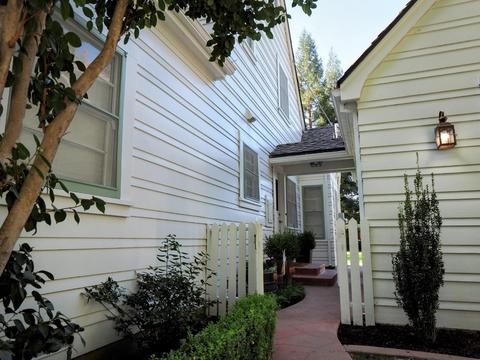 1027 Sierra St, Turlock, CA 95380 photo 32
