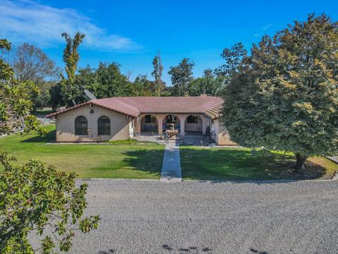 982 E Dudley Rd, French Camp, CA 95231 photo 4
