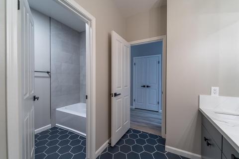 7224 Hillcrest Dr, Modesto, CA 95356 photo 18