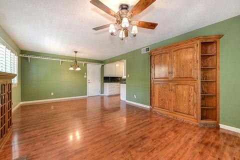 6243 Meadowvista Dr, Carmichael, CA 95608 photo 14